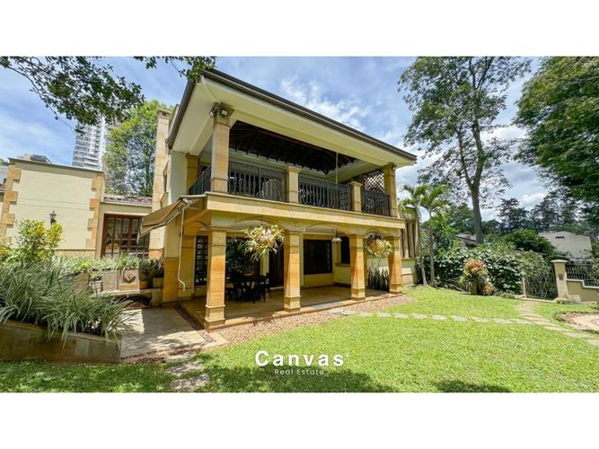 Casa de 6 alcobas en venta en El Poblado, Medellín, 646 m² · foto 16 de 24