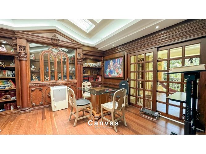 Casa de 6 alcobas en venta en El Poblado, Medellín, 646 m² · foto 18 de 24