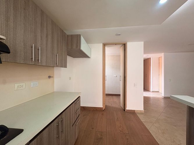 Apartamento de 3 alcobas en arriendo en Loma Benedictinos, Envigado, 114 m² · foto 4 de 18