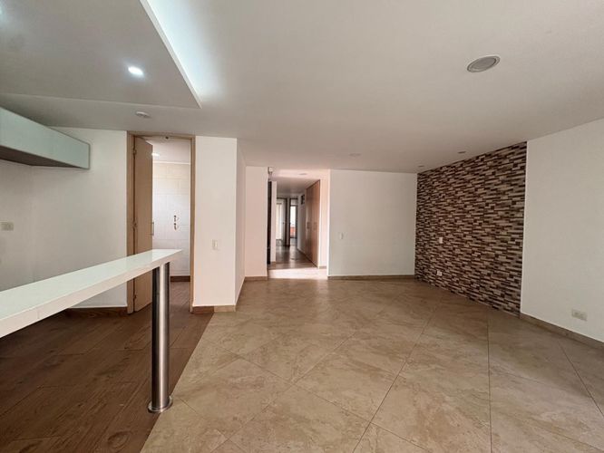 Apartamento de 3 alcobas en arriendo en Loma Benedictinos, Envigado, 114 m² · foto 5 de 18