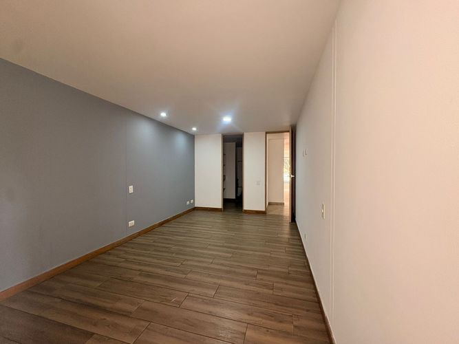 Apartamento de 3 alcobas en arriendo en Loma Benedictinos, Envigado, 114 m² · foto 10 de 18