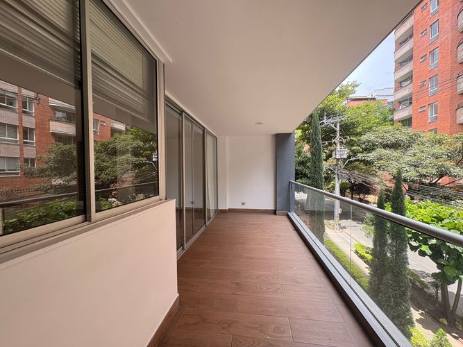 Apartamento de 3 alcobas en arriendo en Loma Benedictinos, Envigado, 114 m² · foto 17 de 18