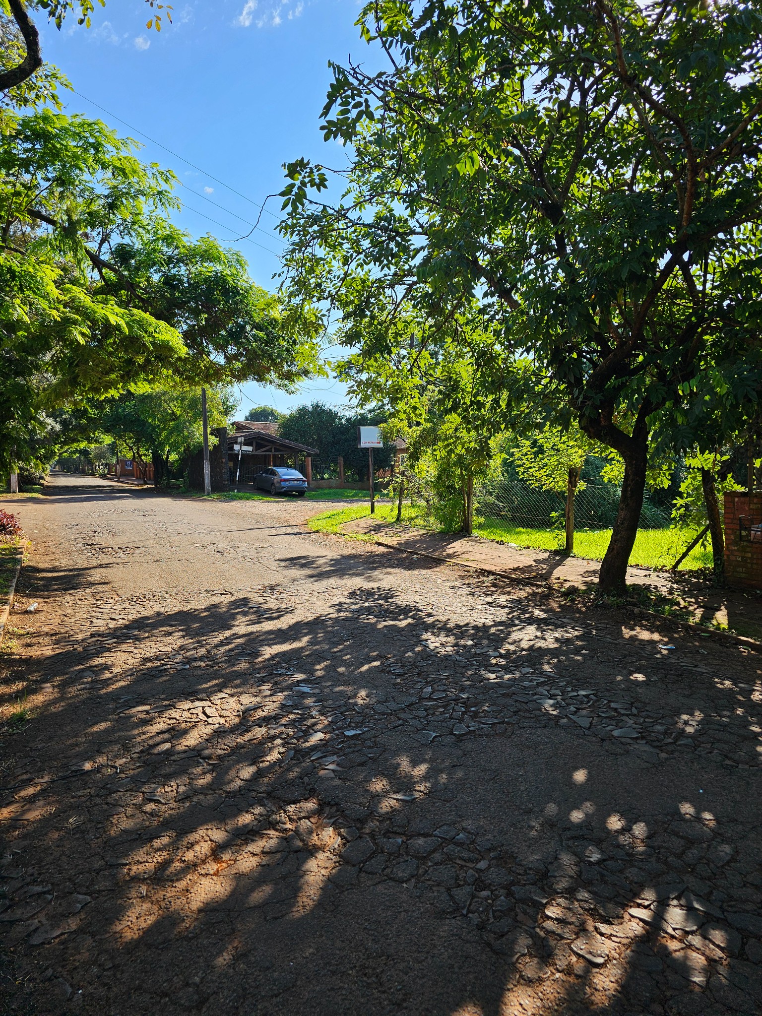 ✅️EN VENTA: 3 terrenos juntos con Vivienda Antigüa en Ubicación Estratégica — foto 2