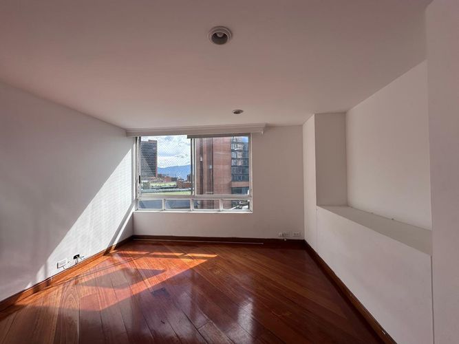 Apartamento de 3 alcobas en venta en El Poblado, Medellín, 125 m² · foto 14 de 16