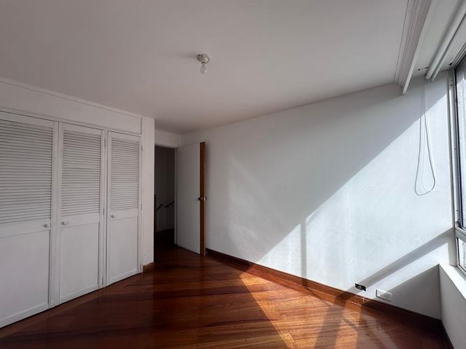 Apartamento de 3 alcobas en venta en El Poblado, Medellín, 125 m² · foto 8 de 16