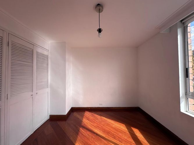 Apartamento de 3 alcobas en venta en El Poblado, Medellín, 125 m² · foto 10 de 16