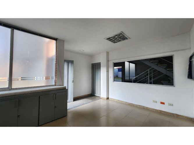 Bodega en arriendo en Via El Eden, Armenia, 3217 m² · foto 12 de 24