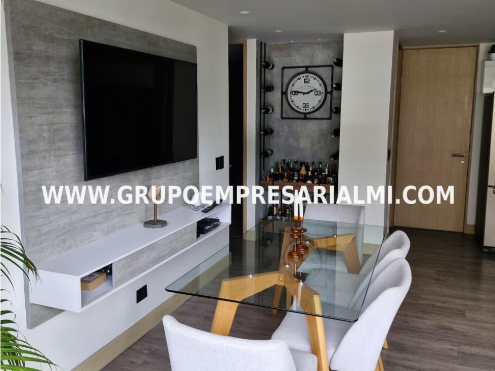 Apartamento en venta en El Poblado, Medellín 3