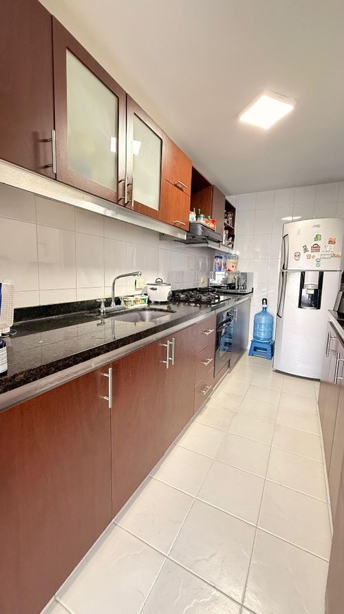 Apartamento en venta en Ciudad Jardin, Cali · foto 5 de 9