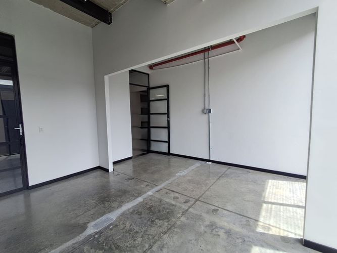 Oficina en arriendo en Llano Grande, Rionegro, 21 m² · foto 3 de 10