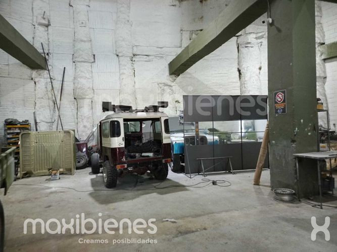 Bodega en arriendo en Caldas, La Estrella, 1000 m² · foto 2 de 8