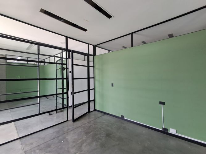 Oficina en arriendo en Llano Grande, Rionegro, 11 m² · foto 4 de 8