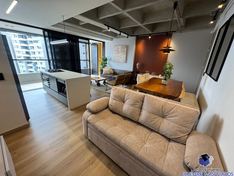 Apartamento en venta en Zona Centro, Envigado · foto 6 de 10