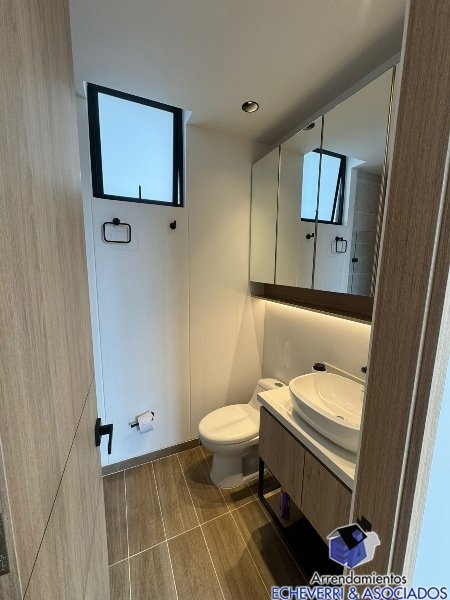 Apartamento en venta en Zona Centro, Envigado · foto 8 de 10