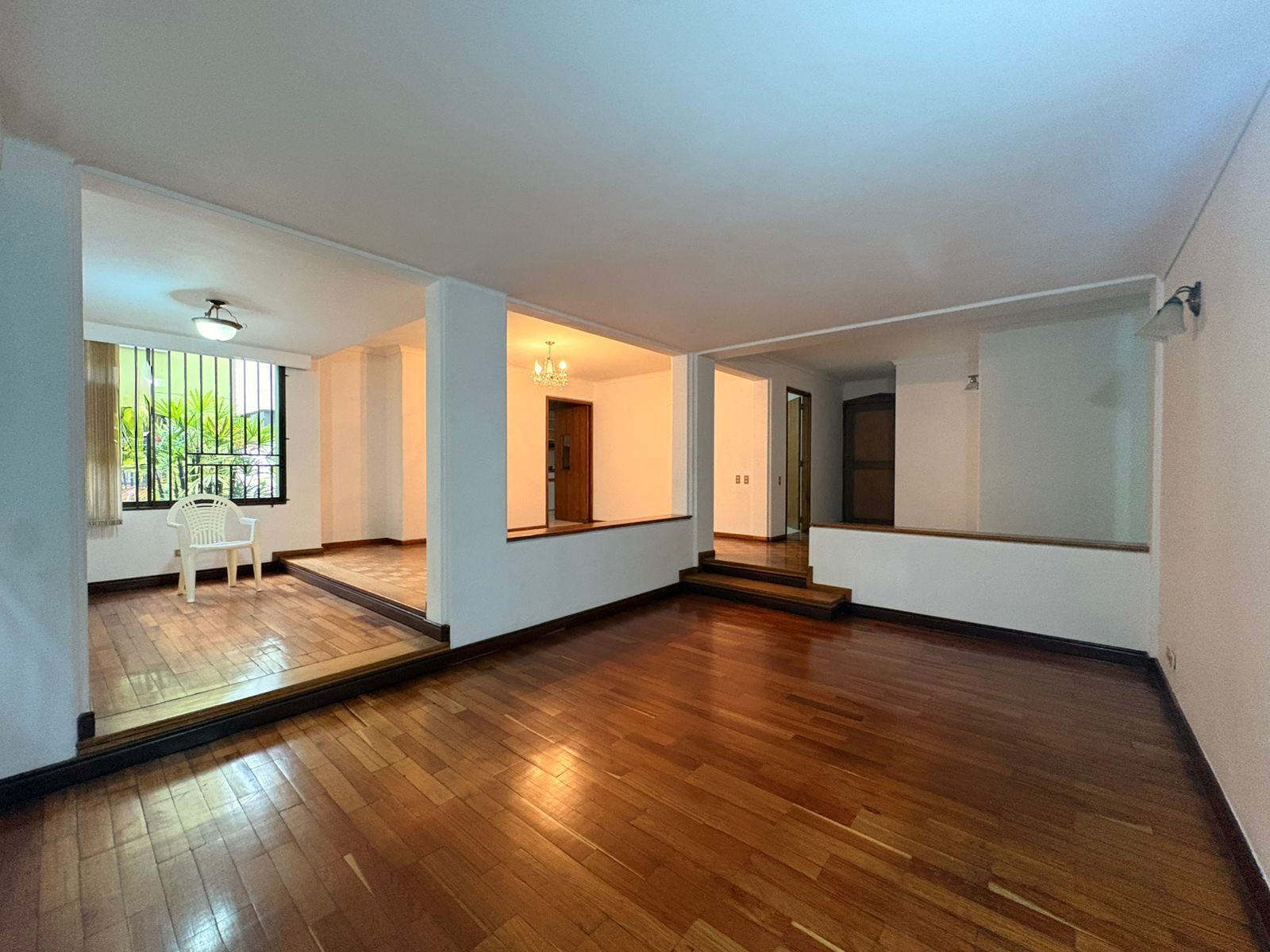 Apartamento en arriendo en Loma Benedictinos, Envigado · foto 3 de 15
