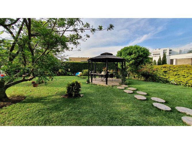 Casa de 6 alcobas en venta en Ciudad Jardin, Cali, 754 m² · foto 16 de 24