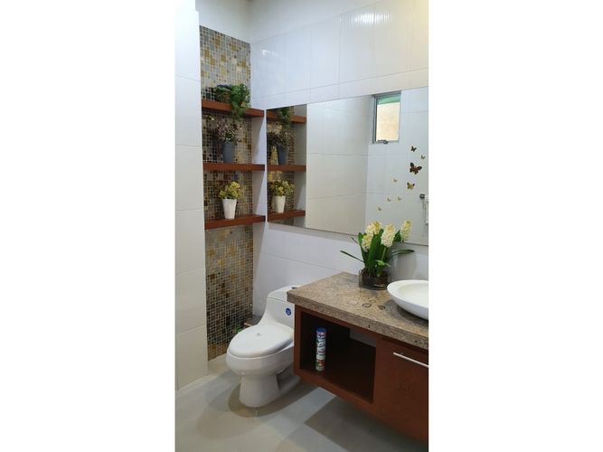 Casa de 6 alcobas en venta en Ciudad Jardin, Cali, 754 m² · foto 17 de 24