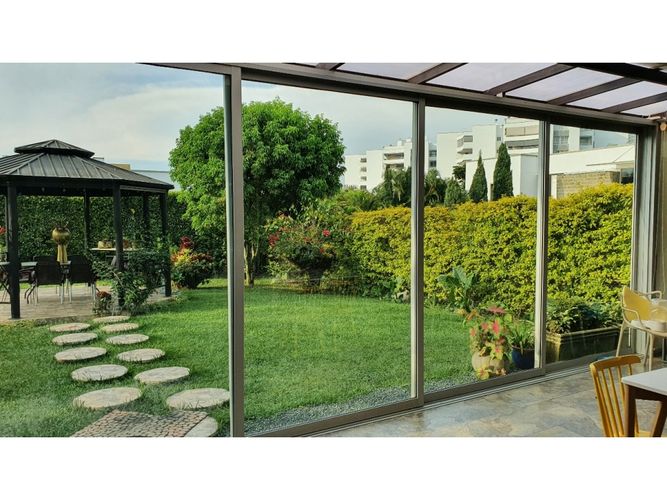 Casa de 6 alcobas en venta en Ciudad Jardin, Cali, 754 m² · foto 20 de 24