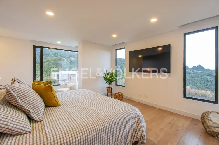 Casa de 5 alcobas en venta en La Violeta, Sopó, 470 m² · foto 10 de 20