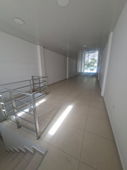 Local en arriendo en Tequendama, Cali, 210 m² · foto 3 de 23