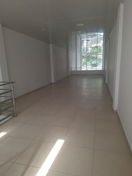 Local en arriendo en Tequendama, Cali, 210 m² · foto 22 de 23