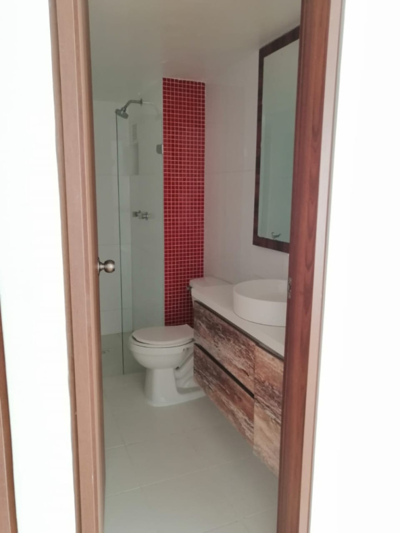 Apartamento en venta en Castilla, Bogotá · foto 9 de 12