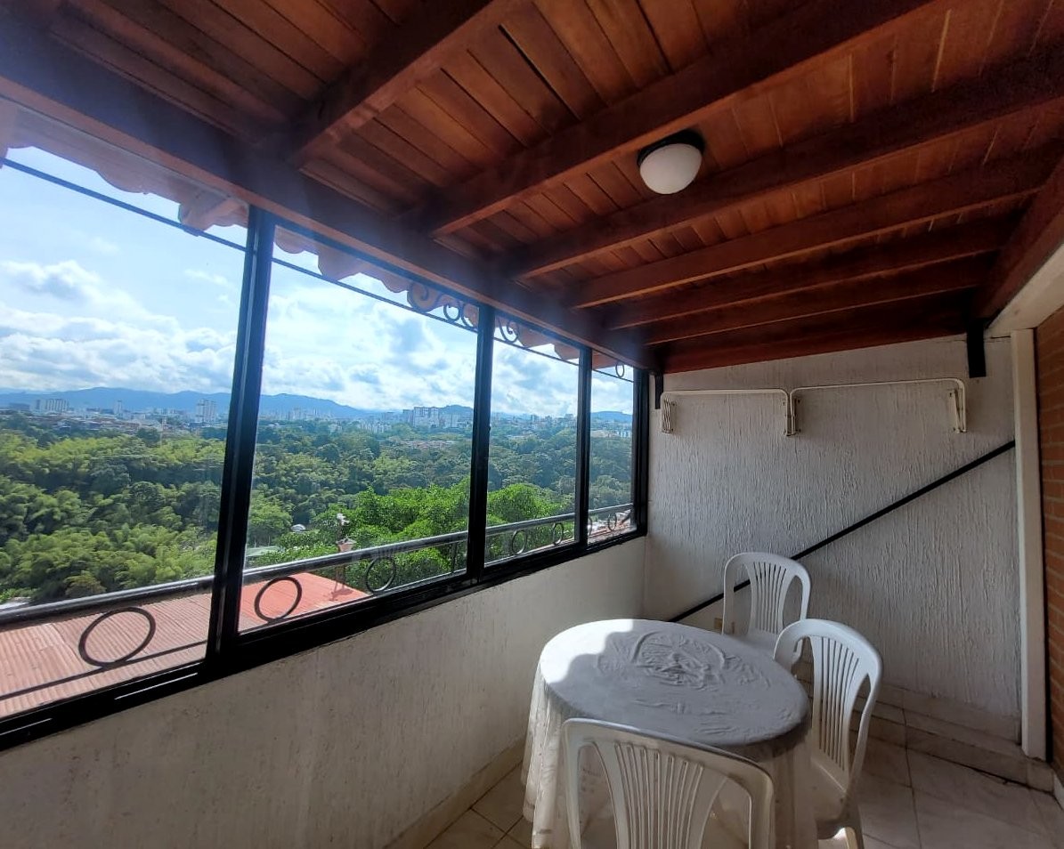 Casa en venta en El Poblado Ii Etapa, Pereira · foto 21 de 22