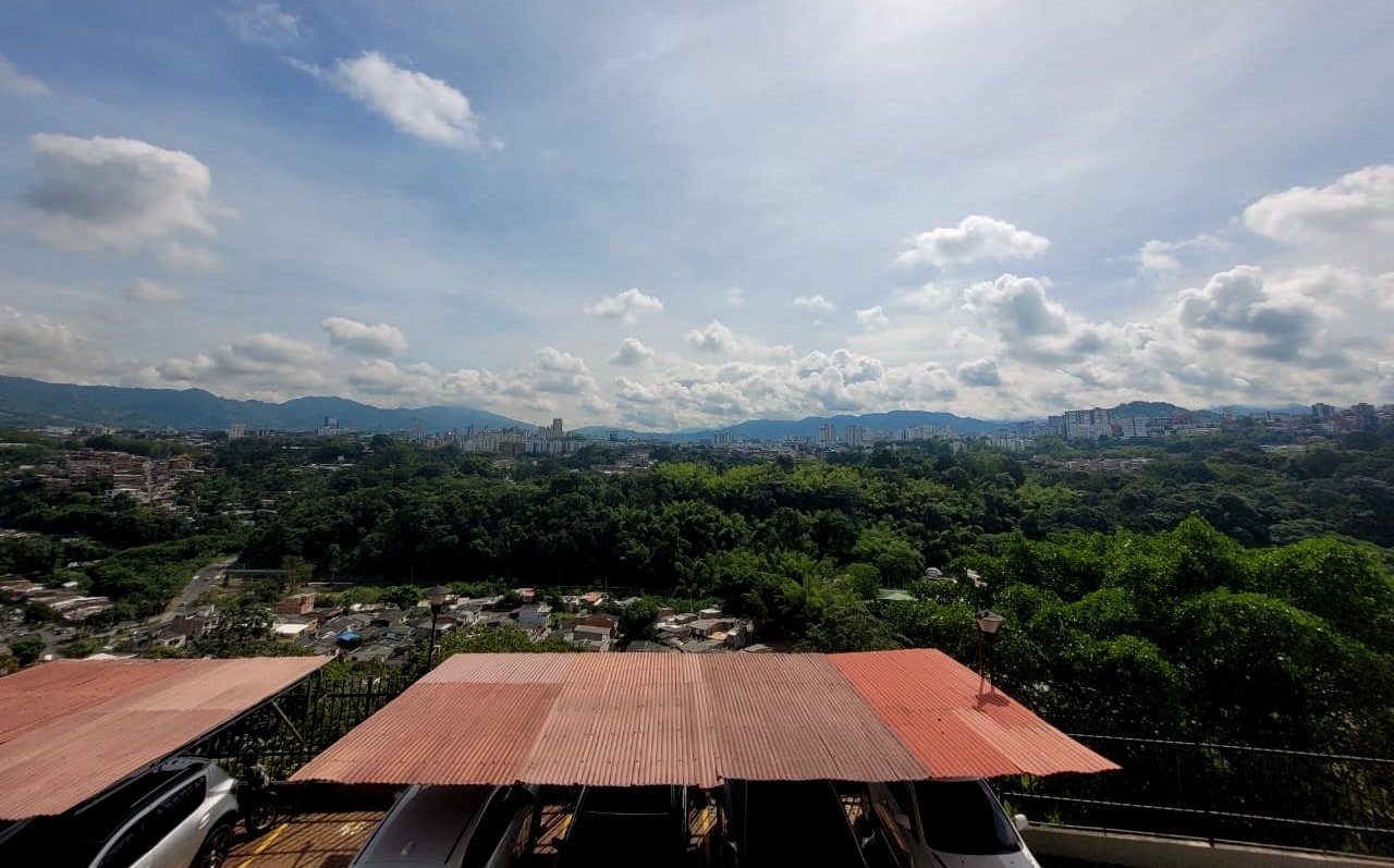 Casa en venta en El Poblado Ii Etapa, Pereira · foto 22 de 22