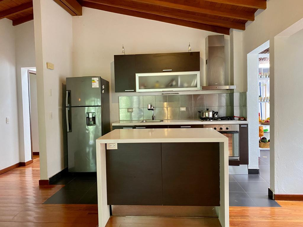 2BR House in Camino Verde (160 m²) - 3