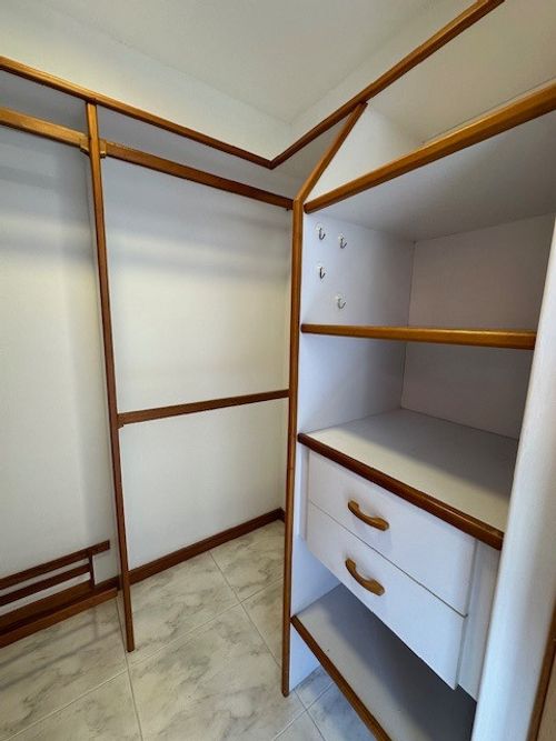 Apartamento de 4 alcobas en arriendo en Altos Del Poblado, Medellín, 100 m² · foto 8 de 24