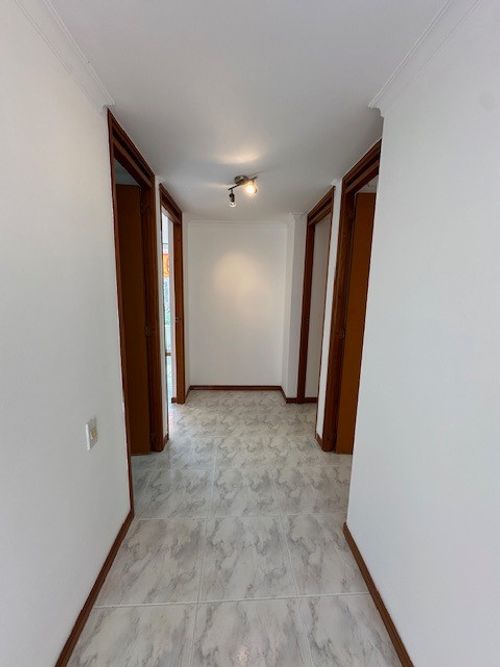 Apartamento de 4 alcobas en arriendo en Altos Del Poblado, Medellín, 100 m² · foto 12 de 24