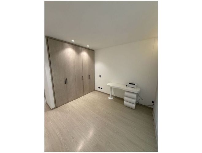 Apartamento de 3 alcobas en venta en Normandia, Cali, 277 m² · foto 14 de 19