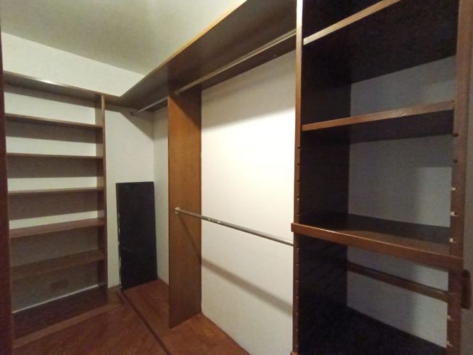 Apartamento de 4 alcobas en arriendo en El Poblado, Medellín, 220 m² · foto 16 de 20