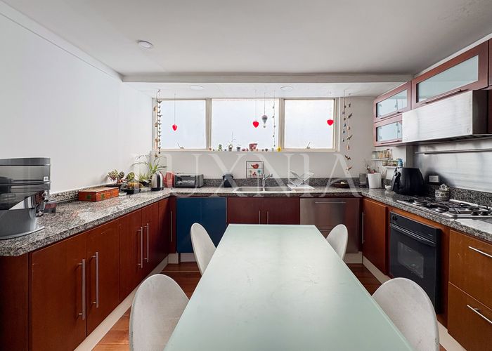Apartamento de 2 alcobas en venta en El Nogal, Bogotá, 145 m² · foto 9 de 19