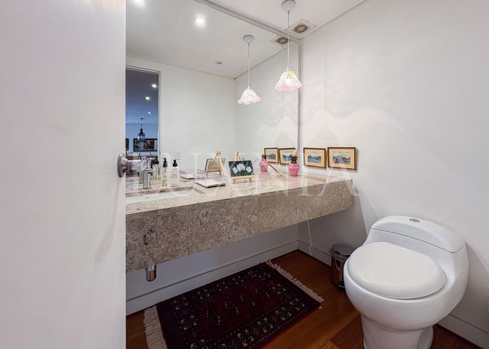 Apartamento de 2 alcobas en venta en El Nogal, Bogotá, 145 m² · foto 19 de 19