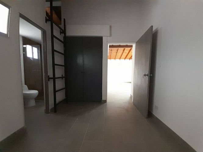 Apartamento de 2 alcobas en arriendo en Estadio, Medellín, 75 m² · foto 6 de 13