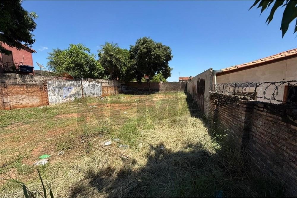 Terreno sobre Avda Defensores del Chaco — foto 3