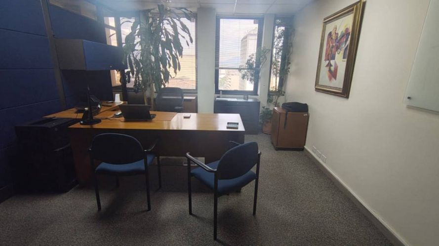 Oficina en arriendo en La Candelaria, Medellín, 350 m² · foto 14 de 24