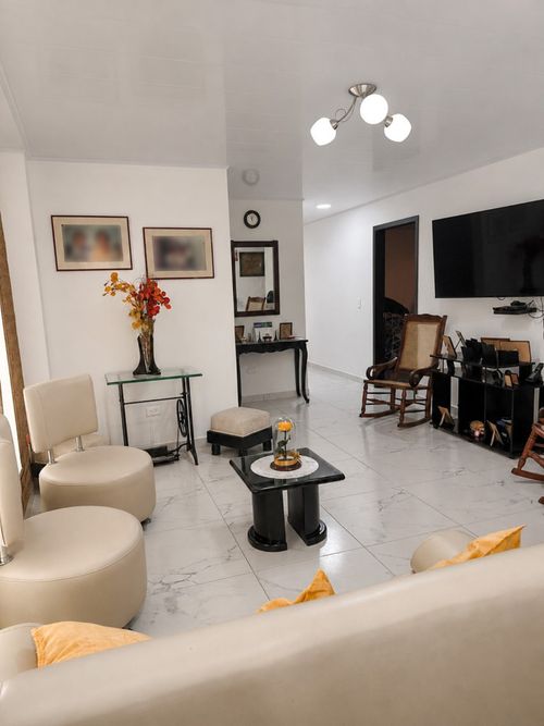 Casa de 3 alcobas en venta en Potrerito, Palmira, 300 m² · foto 3 de 24