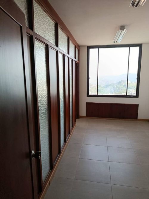 Oficina en arriendo en El Centro, Manizales, 56 m² · foto 3 de 7