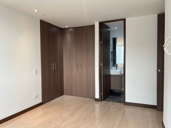 Apartamento de 3 alcobas en arriendo en Camino Verde, Envigado, 80 m² · foto 11 de 20