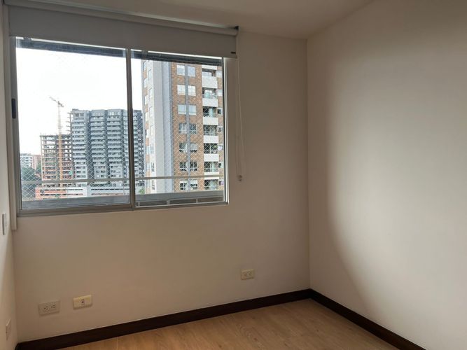 Apartamento de 3 alcobas en arriendo en Camino Verde, Envigado, 80 m² · foto 14 de 20