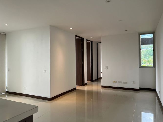 Apartamento de 3 alcobas en arriendo en Camino Verde, Envigado, 80 m² · foto 10 de 20