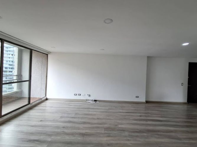 Apartamento de 2 alcobas en arriendo en Loma De Los Gonzalez, Medellín, 86 m² · foto 6 de 24