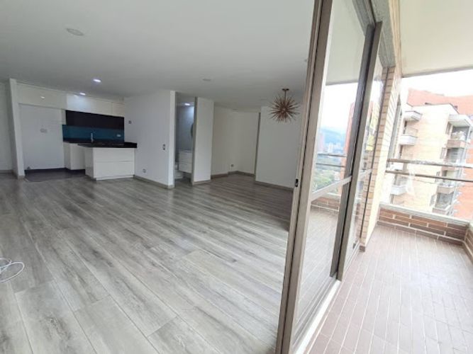 Apartamento de 2 alcobas en arriendo en Loma De Los Gonzalez, Medellín, 86 m² · foto 7 de 24
