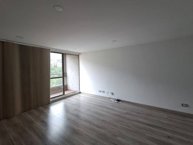 Apartamento de 2 alcobas en arriendo en Loma De Los Gonzalez, Medellín, 86 m² · foto 9 de 24