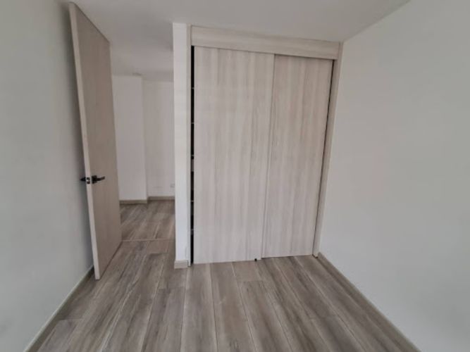 Apartamento de 2 alcobas en arriendo en Loma De Los Gonzalez, Medellín, 86 m² · foto 11 de 24