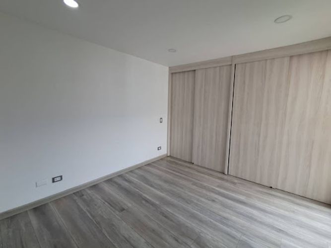 Apartamento de 2 alcobas en arriendo en Loma De Los Gonzalez, Medellín, 86 m² · foto 17 de 24