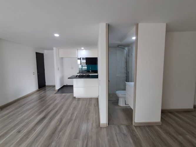 Apartamento de 2 alcobas en arriendo en Loma De Los Gonzalez, Medellín, 86 m² · foto 20 de 24