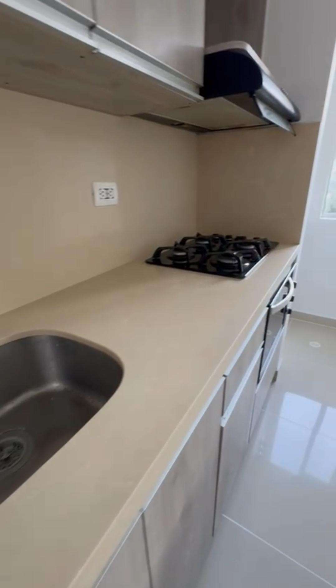 Apartamento en venta en Las Brisas, La Estrella · foto 14 de 24
